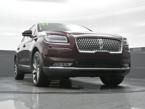 Used 2023 Lincoln Nautilus Reserve w/ Equipment Group 202A AWD/4WD image 32