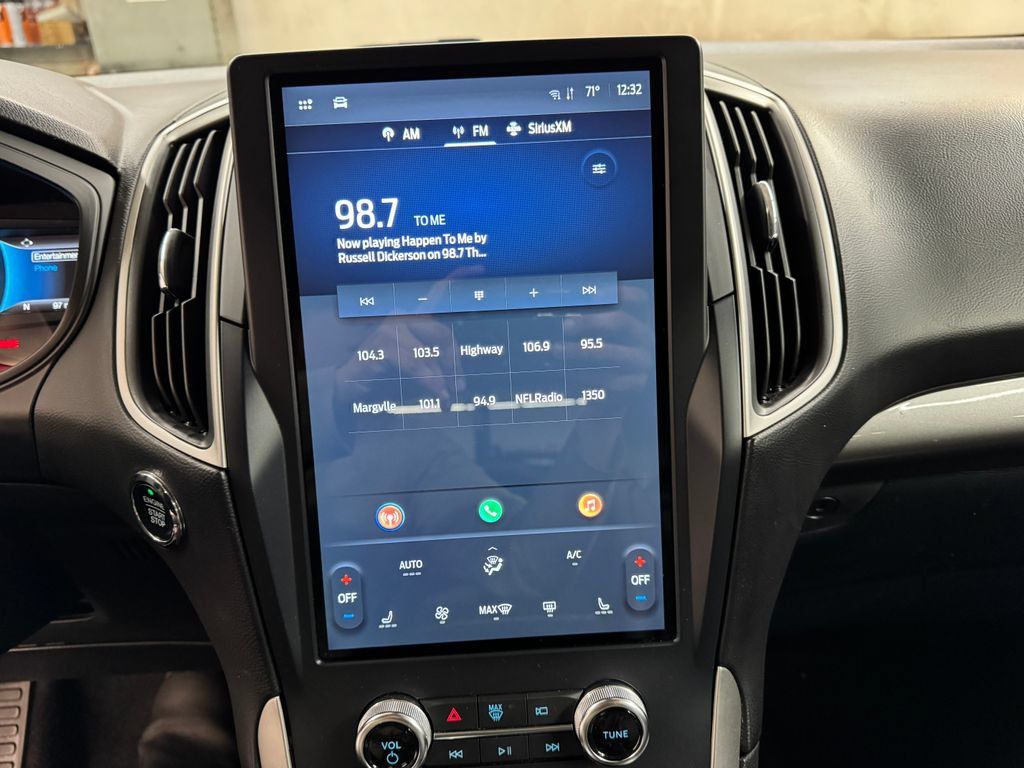 Used 2023 Ford Edge SEL AWD/4WD image 21