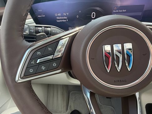Used 2026 Buick Enclave Avenir w/ Super Cruise Package AWD/4WD image 25