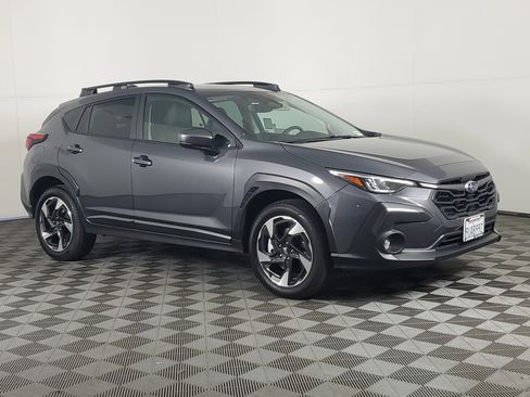 Used 2025 Subaru Crosstrek 2.5i Limited w/ Crosstrek Mirror Package image 2