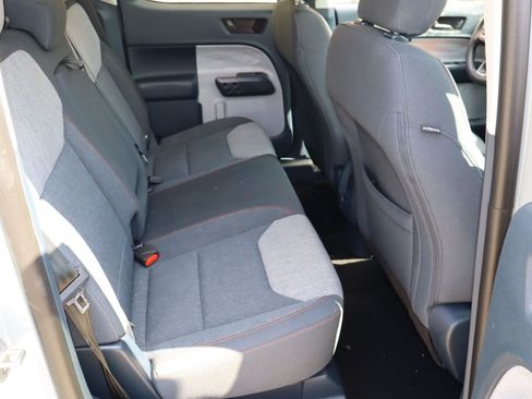 Used 2022 Ford Maverick XLT FWD image 17