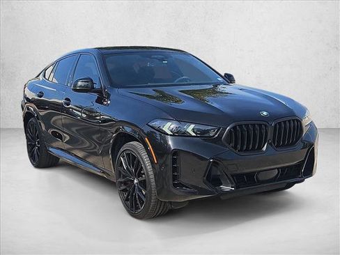 Used 2024 BMW X6 xDrive40i w/ Executive Package image 3