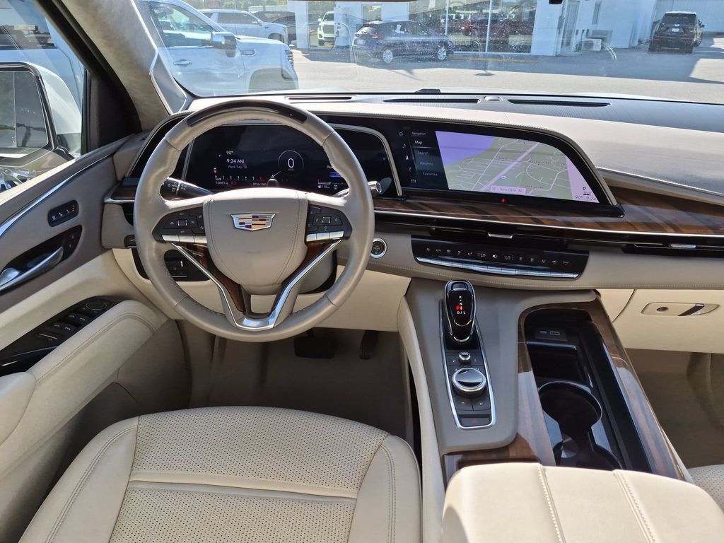 Certified 2024 Cadillac Escalade ESV Sport Platinum AWD/4WD image 29