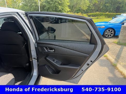 Used 2023 Honda Accord Sport image 16