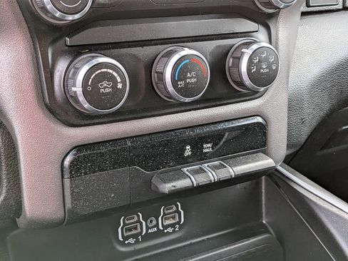 Used 2022 RAM 1500 Big Horn image 24