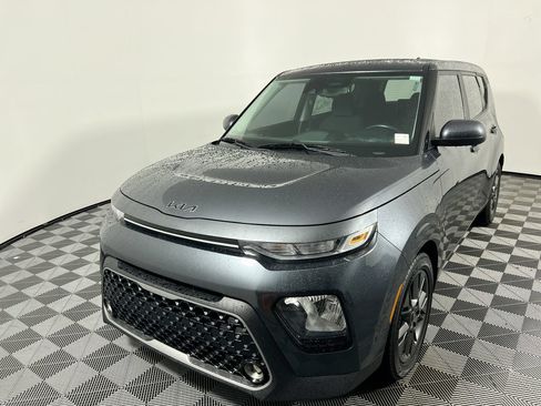 Used 2022 Kia Soul EX FWD image 7