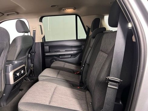 Used 2024 Ford Expedition XLT image 26