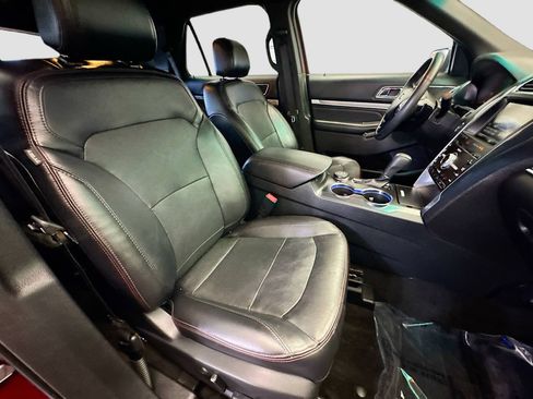 Used 2016 Ford Explorer Sport w/ Equipment Group 401A image 15