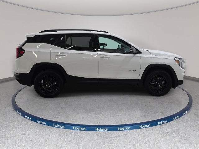 Used 2023 GMC Terrain AT4 AWD/4WD image 5