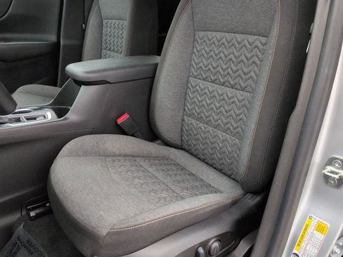 Used 2022 Chevrolet Equinox LT image 17