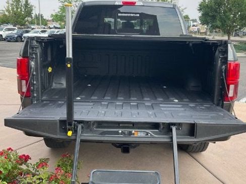 Used 2020 Ford F150 Lariat w/ Equipment Group 502A Luxury AWD/4WD image 19