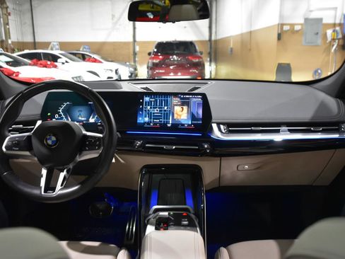 Used 2023 BMW X1 xDrive28i w/ Premium Package image 42