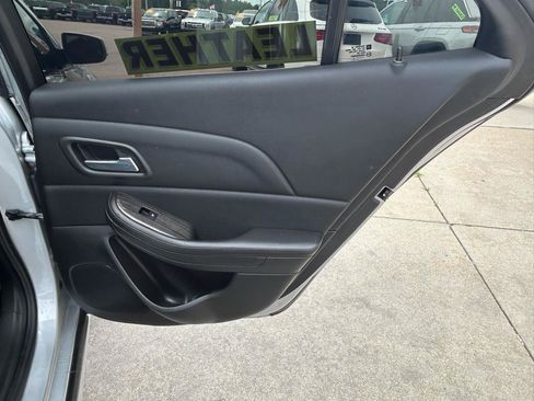 Used 2014 Chevrolet Malibu LT w/ Power Convenience Package FWD image 15