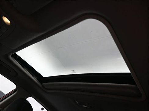 Used 2017 Nissan Sentra SR Turbo image 18