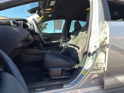 Used 2021 Toyota Corolla SE image 16