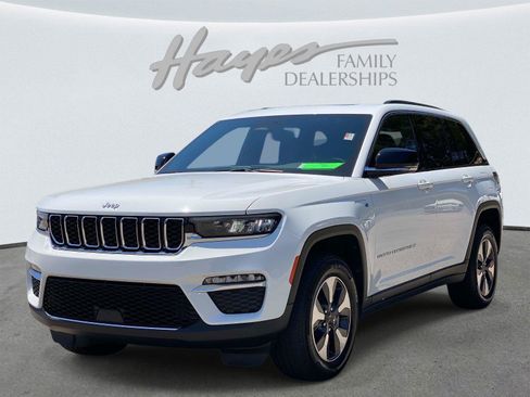 Used 2024 Jeep Grand Cherokee Limited 4xe AWD/4WD image 9