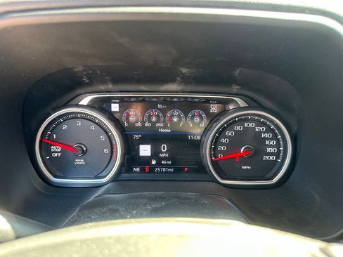 Used 2021 Chevrolet Tahoe High Country w/ Premium Package AWD/4WD image 15