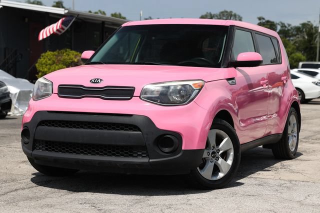 Used 2017 Kia Soul FWD image 1