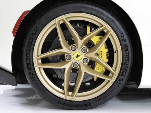 Certified 2020 Ferrari 488 Pista Spider RWD image 15