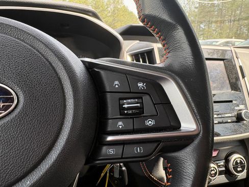 Used 2023 Subaru Crosstrek 2.0i Premium image 32