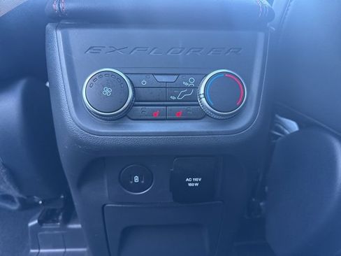 Used 2025 Ford Explorer ST-Line w/ Premium Package image 12