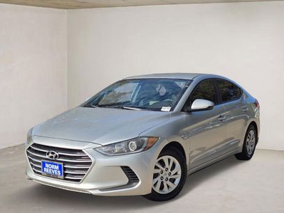 Used 2017 Hyundai Elantra SE