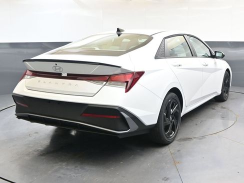 New 2026 Hyundai Elantra Sport FWD image 5