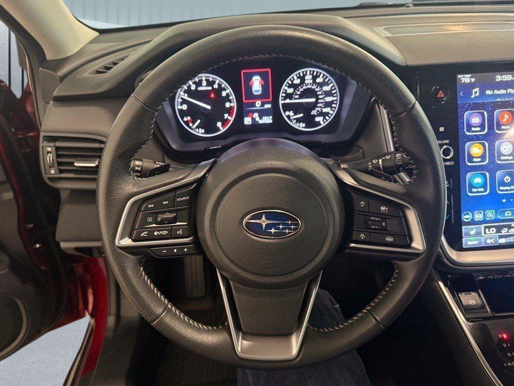 Certified 2025 Subaru Outback Premium AWD/4WD image 10