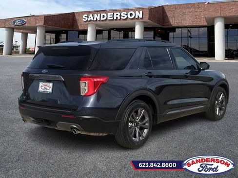 Certified 2023 Ford Explorer XLT w/ Equipment Group 202A image 3