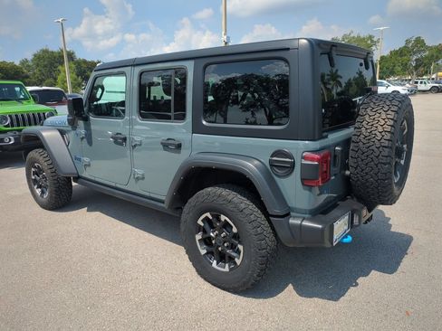 Used 2024 Jeep Wrangler Unlimited Rubicon 4xe AWD/4WD image 8