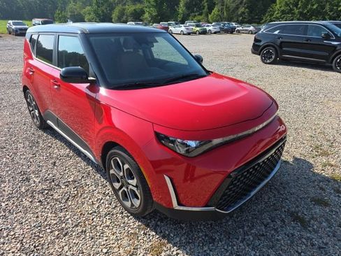 Certified 2025 Kia Soul EX FWD image 1