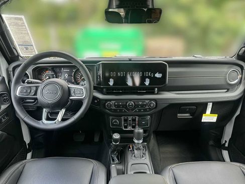 New 2026 Jeep Wrangler Unlimited Sahara AWD/4WD image 11
