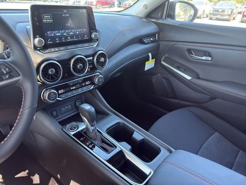 New 2025 Nissan Sentra SR image 23