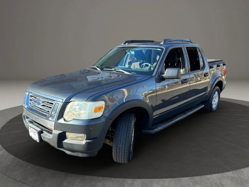 Used 2010 Ford Explorer Sport Trac XLT image 39