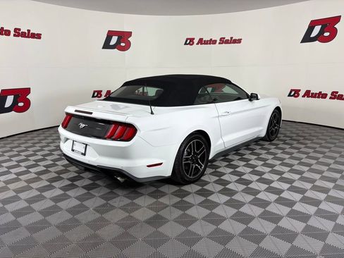 Used 2022 Ford Mustang Premium image 6