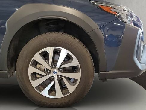 Used 2025 Subaru Outback Premium AWD/4WD image 33