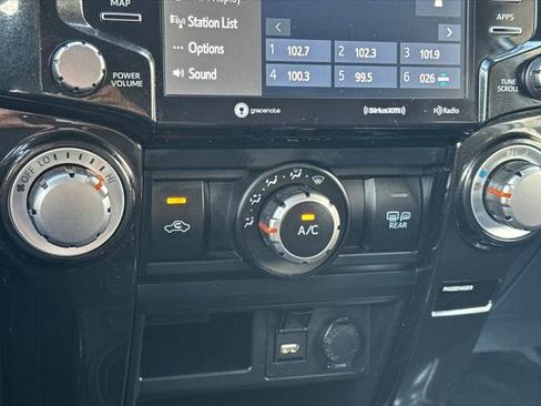 Certified 2024 Toyota 4Runner TRD Off-Road image 22