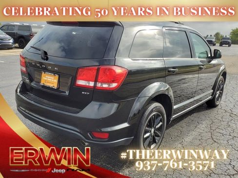Used 2016 Dodge Journey SXT w/ Comfort/Convenience Group image 28
