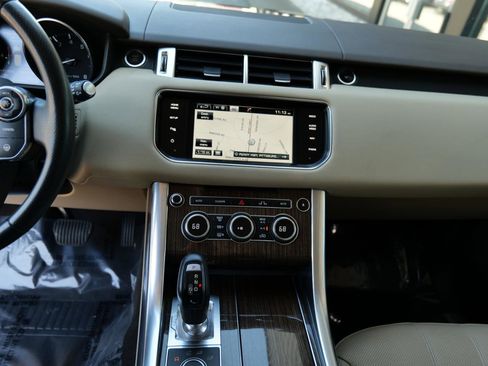 Used 2015 Land Rover Range Rover Sport HSE AWD/4WD image 19