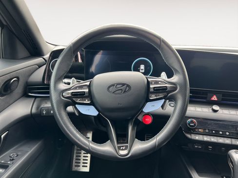 Used 2025 Hyundai Elantra N image 12
