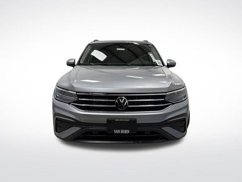 Used 2024 Volkswagen Tiguan S image 10