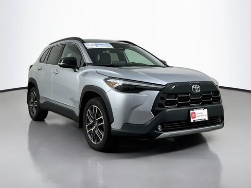 Certified 2026 Toyota Corolla Cross XLE w/ Convenience Package AWD/4WD image 1