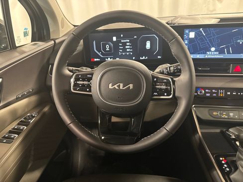 New 2026 Kia Carnival SX FWD image 23
