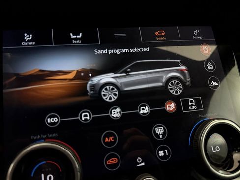 Used 2020 Land Rover Range Rover Evoque R-Dynamic SE image 34