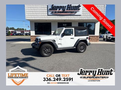 Used 2024 Jeep Wrangler Sport AWD/4WD image 1