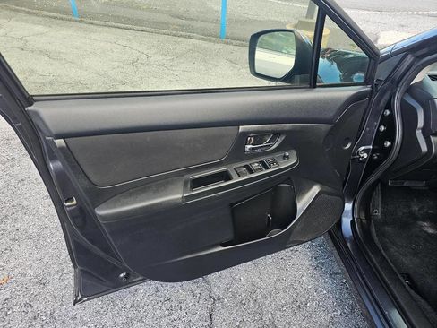 Used 2013 Subaru Impreza 2.0i Premium w/ All-Weather Pkg image 15