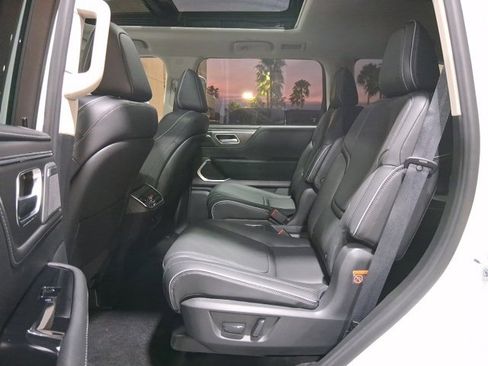 New 2026 INFINITI QX80 Luxe w/ Cargo Package image 22