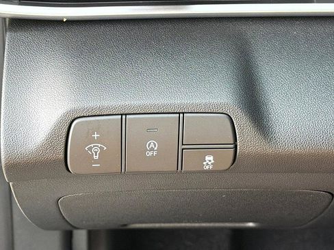 New 2026 Hyundai Elantra SE image 14