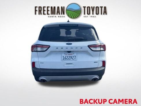 Used 2021 Ford Escape SE image 6