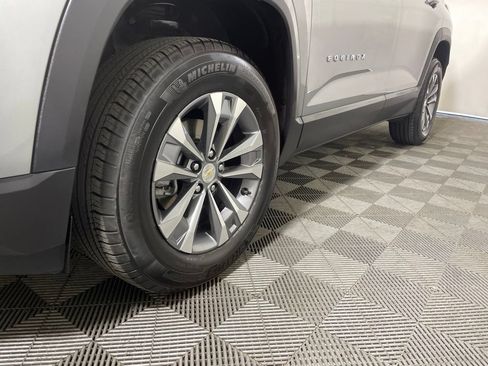 Used 2025 Chevrolet Equinox LT AWD/4WD image 26